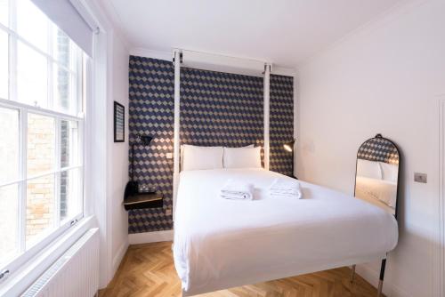 The California - Room Types and Amenities