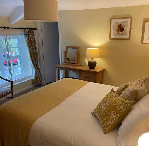 The Chequers Inn - Accommodation and Facilities