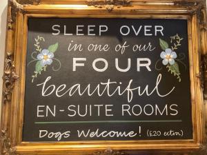 The Cross Scythes - Accommodation Features
