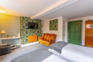 The Forest Lodge - Dining and Cuisine