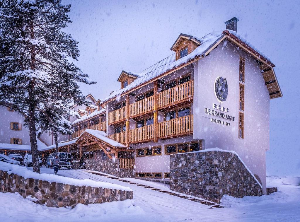 The Grand Eagle Hotel & Spa**** - Accommodation Options