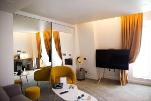 The Grand Hotel Grenoble, BW Premier Collection by Best Western - Ideal Location