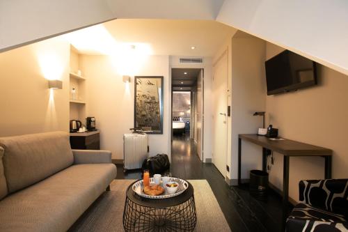 The Grey Hotel - Room Features and Amenities