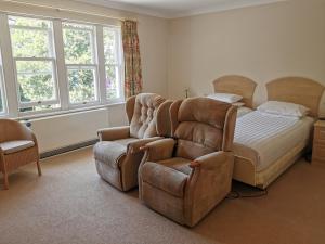 The Grove Hotel - Accommodations and Facilities