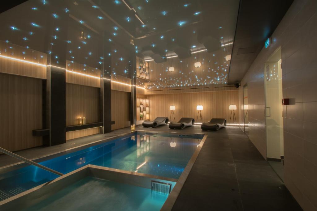 The Hotel & Spa Ribeauville - Haut-Koenigsbourg - Room Options and Amenities