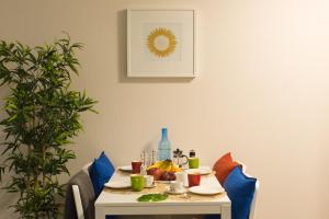 The Metropolitan - Good To Know