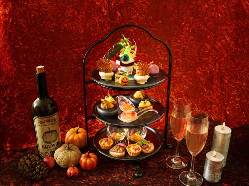 The OneFive Villa Fukuoka - Breakfast and Dining