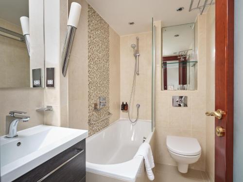 The Prime London Hotel - Amenities Offered