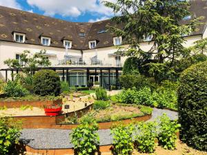 The Richebourg Hotel, Restaurant & Spa - Culinary Delights