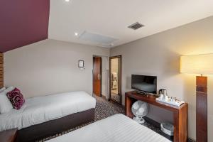 The Rutland Hotel - Stylish Modern Rooms