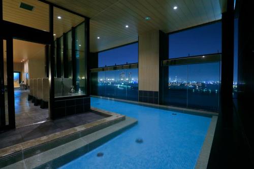 THE SINGULARI HOTEL & SKYSPA at UNIVERSAL STUDIOS JAPAN Review