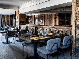 The Three Valleys, a Beaumier Hotel - Dining and Amenities