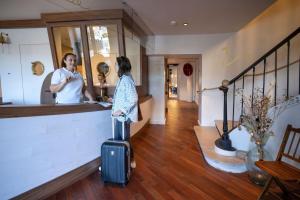 The Toulon Centre Port Hotel - Accommodation Features