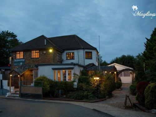 The WatersEdge, Canal Cottages - Amenities and Services