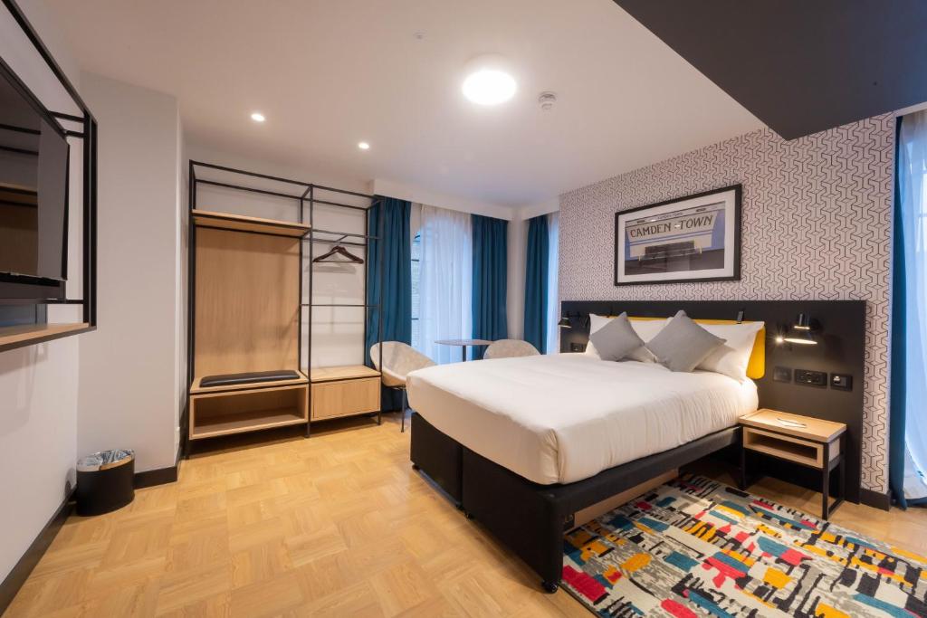 The Wesley Camden Town - Accommodations and Amenities