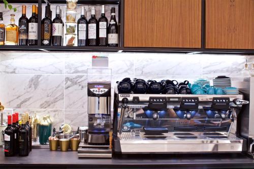 The Z Hotel Holborn - Facilities and Amenities