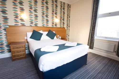TLH Victoria Hotel - TLH Leisure, Entertainment and Spa Resort - Panoramic Seaside Location