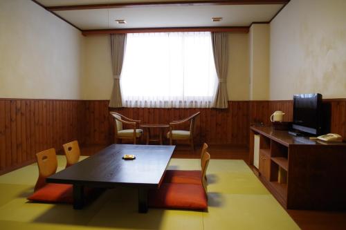 Tomuraushionsen Higashi Taisetsuso - Facilities and Amenities