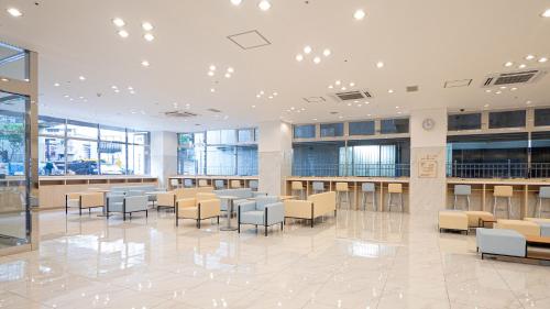 Toyoko Inn Osaka Namba - Comfortable Accommodations