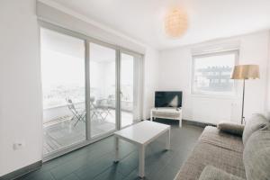 Trident Apartment - Accommodation Details