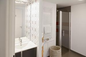 Tulip Inn Massy Palaiseau - Residence - Facilities and Location