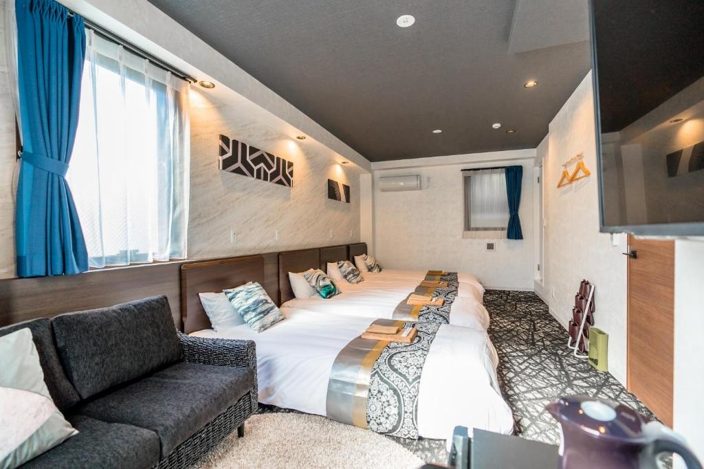 UCHI Asakusabashi - Property Overview and Location