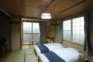 Uchidaya Inn - Guest Room Details