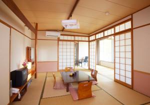 Unzen Iwaki Ryokan - Location and Accessibility