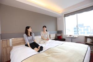 Urban Hotel Kyoto Gojo Premium - Location and Access