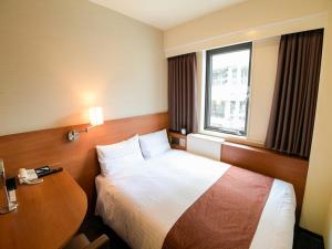 Via Inn Shin Osaka West - Hotel Overview