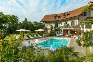 Villa Cecile - Prime Location Benefits