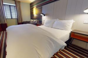 Village Hotel Newcastle - Guest Ratings and Reviews