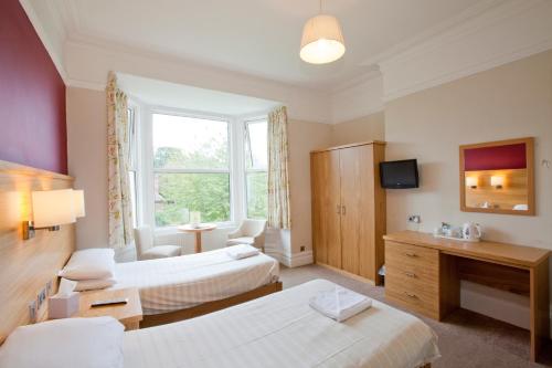 Wheatlands Lodge Hotel - Facilities and Services