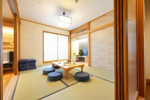 YADOYA Uguisu - Location and Accessibility