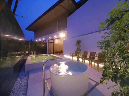 Yamamura Bekkan - Property Overview