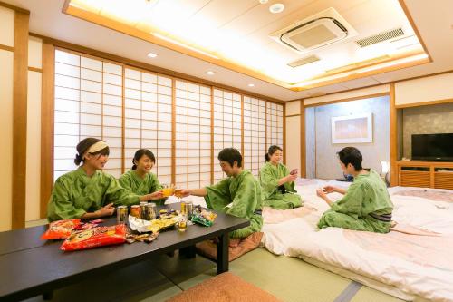Yamatoya Honten Ryokan Osaka - Accommodation Options