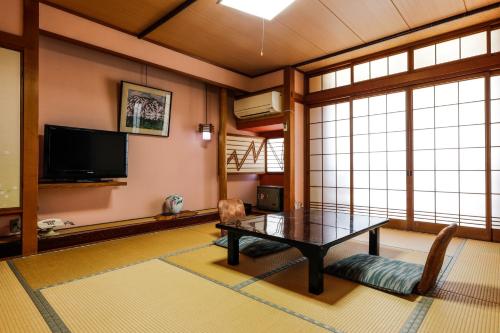 Yanagiso - Accommodation and Amenities