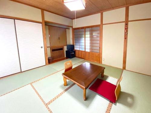 Yufuin Onsen Hasuwa Inn - Good To Know