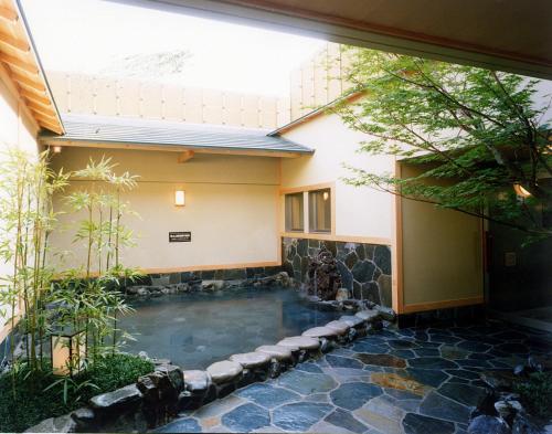 Yuno Yado Shoei - Overview and Location