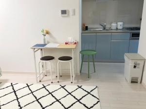 Yuzuki Dome Osaka Kujo - Location and Nearby Attractions