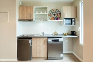 Zenao Apparthotels Suresnes - Accommodation Features