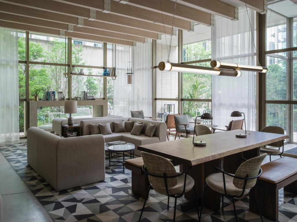 26 of Our Favorite Hotels in Kita, Osaka
