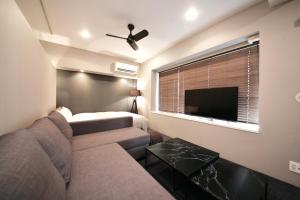 ZONK HOTEL Nakasu - Amenities and Services