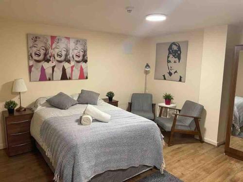 37chats Studio - Guest Ratings and Reviews