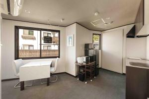 Address Nagasaka - Facilities and Amenities