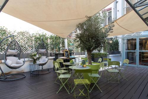 Alexandra - Amenities and Guest Experience