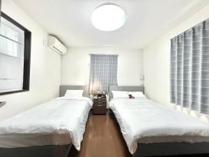 AnAn House - Room Features and Amenities