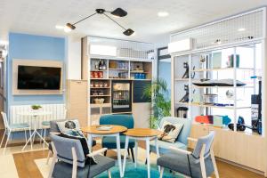 Aparthotel Adagio Access Paris Clamart - Amenities and Services