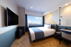 AQA Hotel Premium - Check-in and Check-out