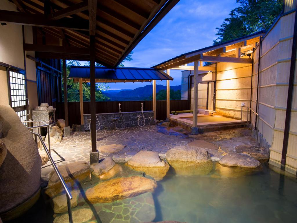 Arima Onsen Motoyu Ryuusenkaku Review